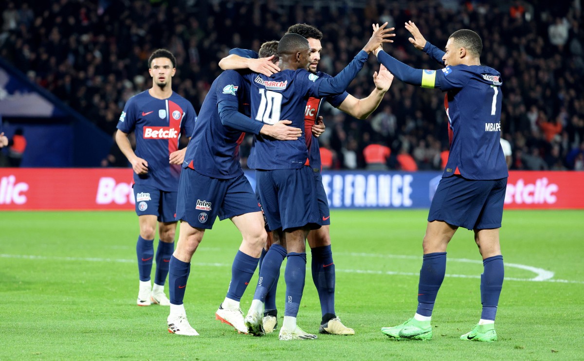 KOK体育-皇家马德里和巴黎圣日耳曼谁厉害